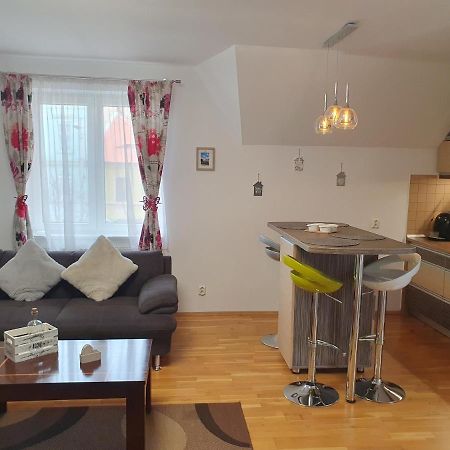 Smiley Apartment Sibiu Exterior foto