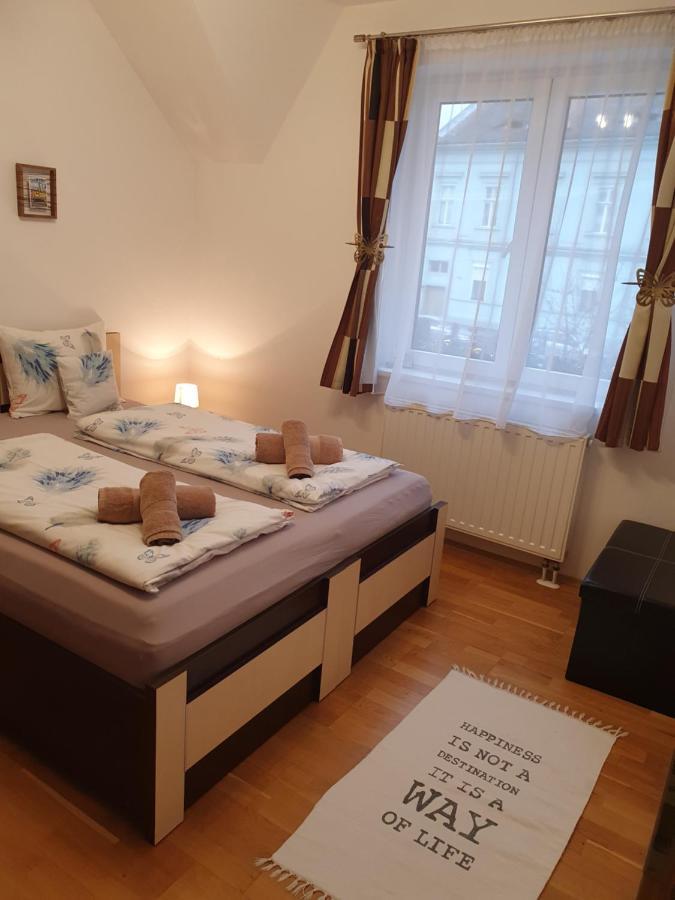 Smiley Apartment Sibiu Exterior foto